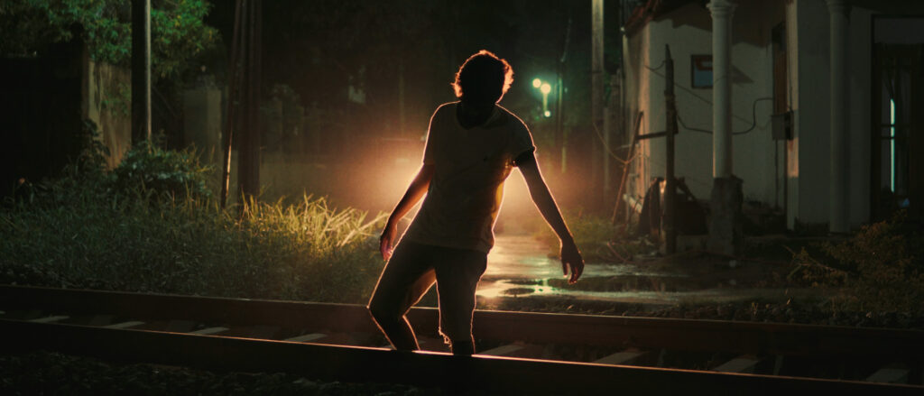 sequence 01.00 00 19 08.still034