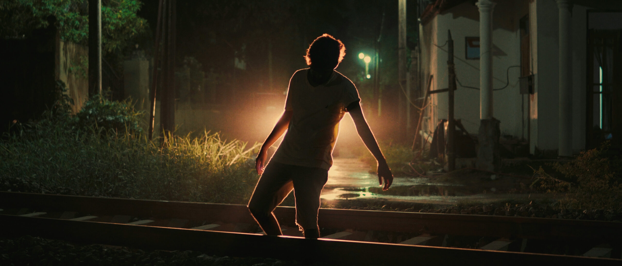 sequence 01.00 00 19 08.still034