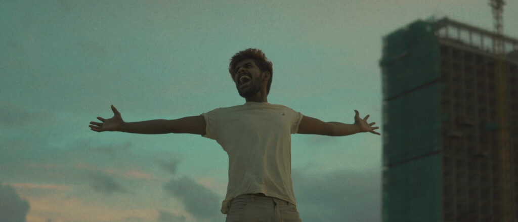 sequence 01.00 01 57 17.still050