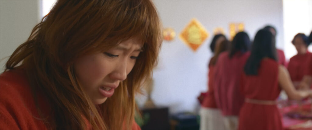 theredpacket 4k st.00 04 15 02.still013