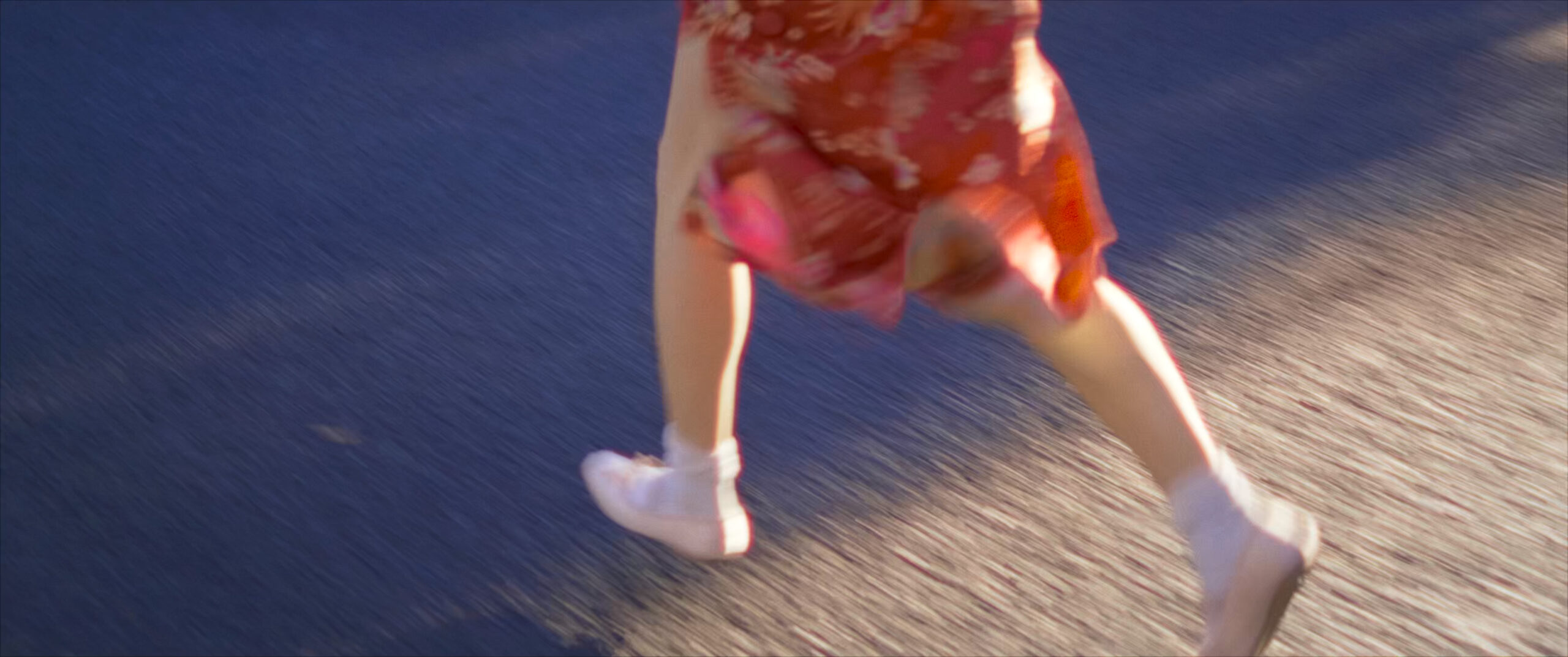 theredpacket 4k st.00 04 19 16.still027